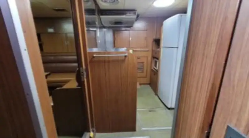 Kapal patroli untuk dijual
