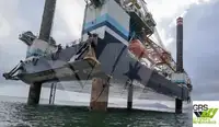 Rig pengeboran lepas pantai untuk dijual