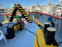 Kapal penarik dijual