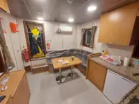 Serbaguna untuk dijual