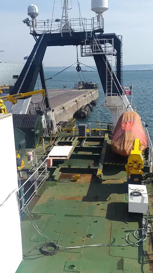 Kapal Pasokan Cepat (FSV) untuk dijual