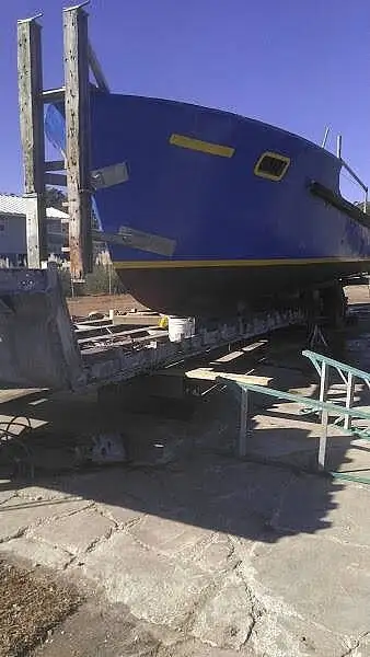 Kapal patroli untuk dijual
