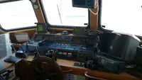 Kapal kru untuk dijual