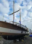 Kapal pesiar untuk dijual