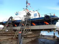 Kapal kru untuk dijual