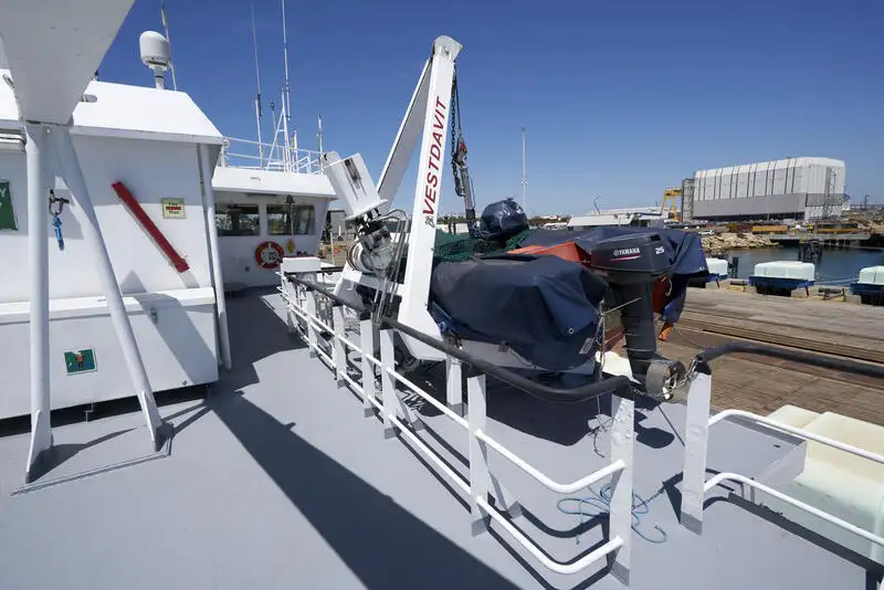 Kapal suplai platform (PSV) untuk dijual