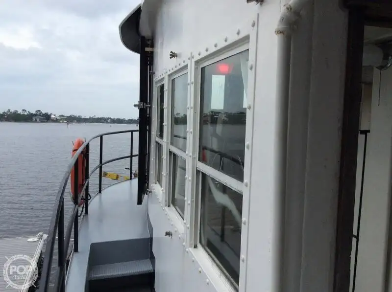 Kapal tunda untuk dijual