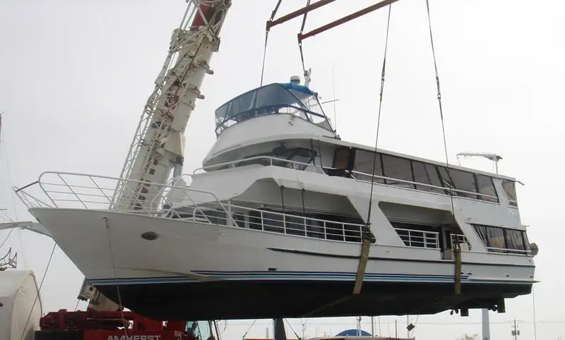 Kapal penumpang untuk dijual