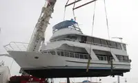 Kapal penumpang untuk dijual