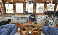 Kapal pesiar untuk dijual
