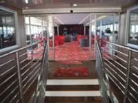 Kapal pesiar untuk dijual