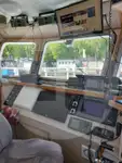 Kapal pengangkut ikan hidup untuk dijual
