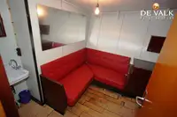 Kapal penelitian untuk dijual