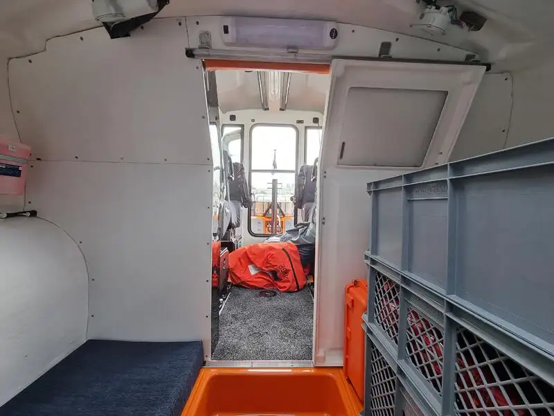Kapal kontainer untuk dijual