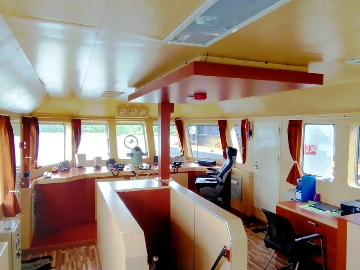 Kapal tunda untuk dijual