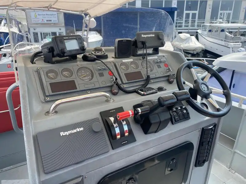 Kapal feri untuk dijual