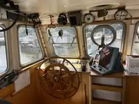 Kapal patroli untuk dijual