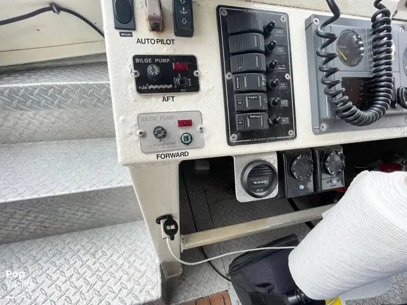 Kapal pesiar untuk dijual