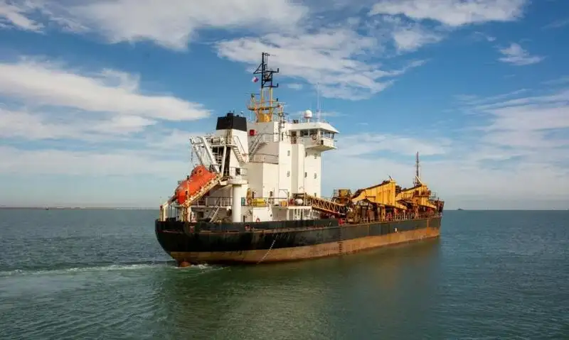 Kapal keruk untuk dijual