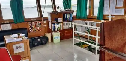 Kapal pendarat, tank untuk dijual