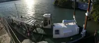 Kapal keruk dijual