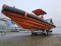 Kapal kontainer untuk dijual