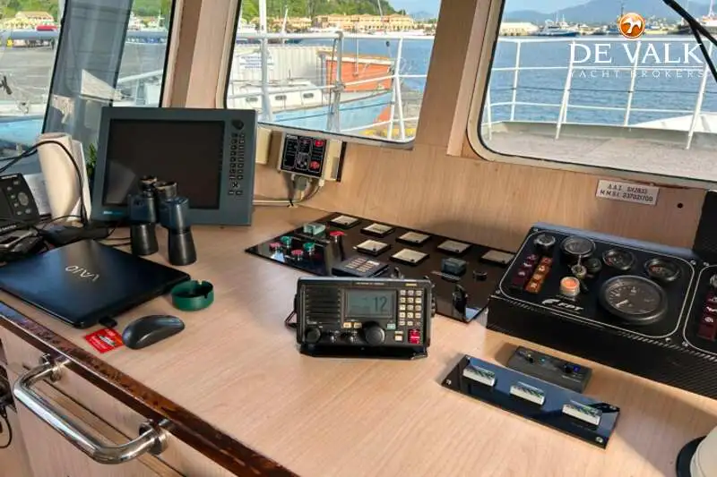 Kapal pesiar untuk dijual