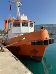 Kapal penarik dijual