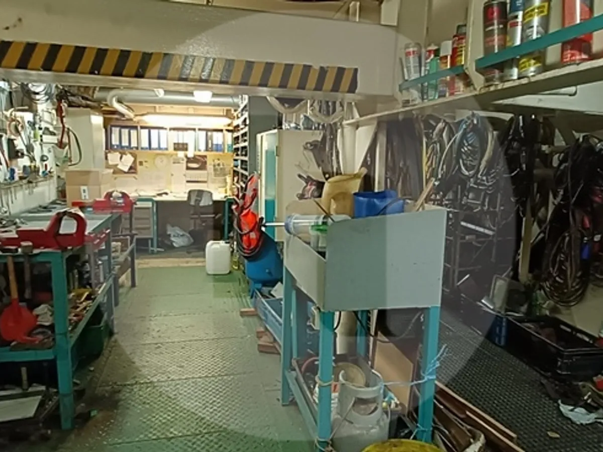 Kapal derek untuk dijual