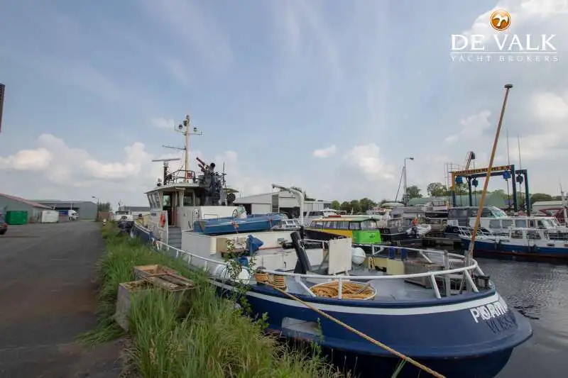 Kapal patroli untuk dijual