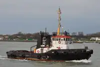 Kapal penarik dijual