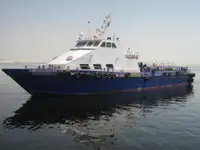 Kapal kru untuk dijual