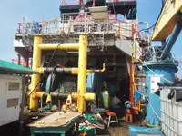 Kapal penarik dijual