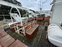 Kapal feri untuk dijual