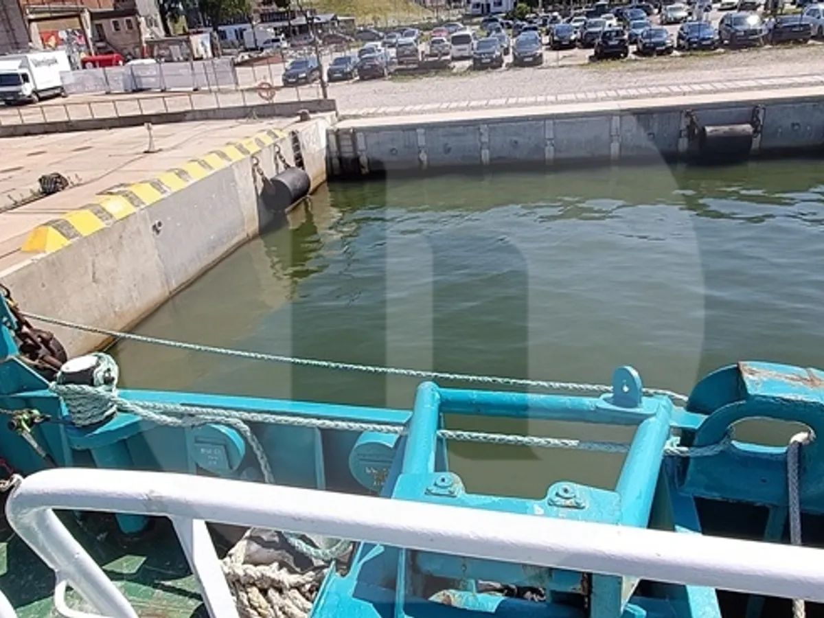 Kapal derek untuk dijual