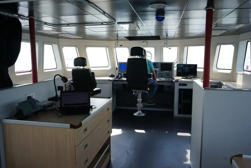 Kapal kru untuk dijual