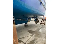Kapal patroli untuk dijual