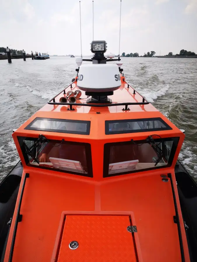 Kapal kontainer untuk dijual