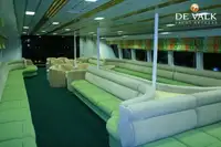 Kapal feri untuk dijual