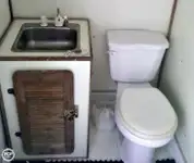 Kapal pesiar untuk dijual
