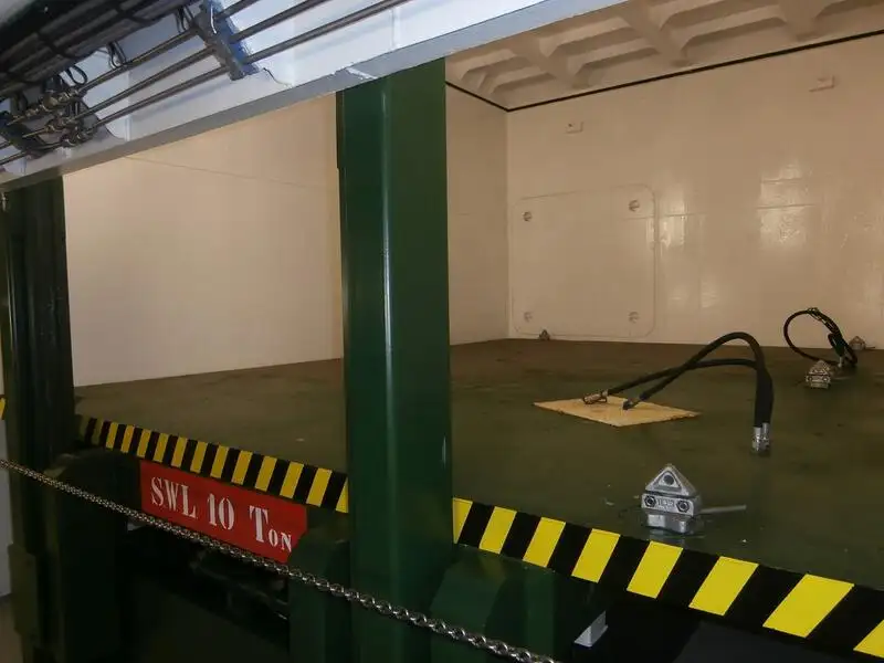 Kapal kontainer untuk dijual