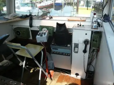 Kapal tunda untuk dijual