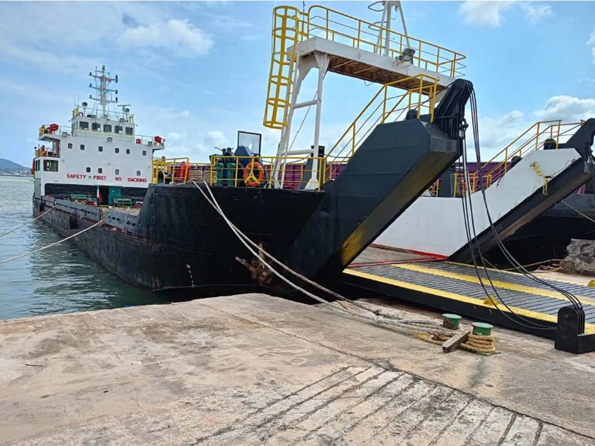 Kapal pendarat, tank untuk dijual