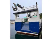 Kapal feri untuk dijual