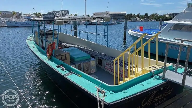 Kapal pesiar untuk dijual