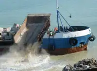 Kapal keruk untuk dijual