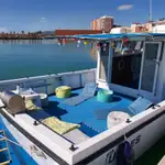Kapal feri untuk dijual