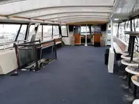 Kapal pesiar untuk dijual