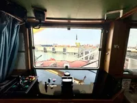 Kapal kru untuk dijual