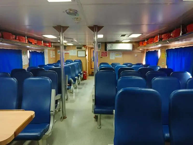Kapal kru untuk dijual